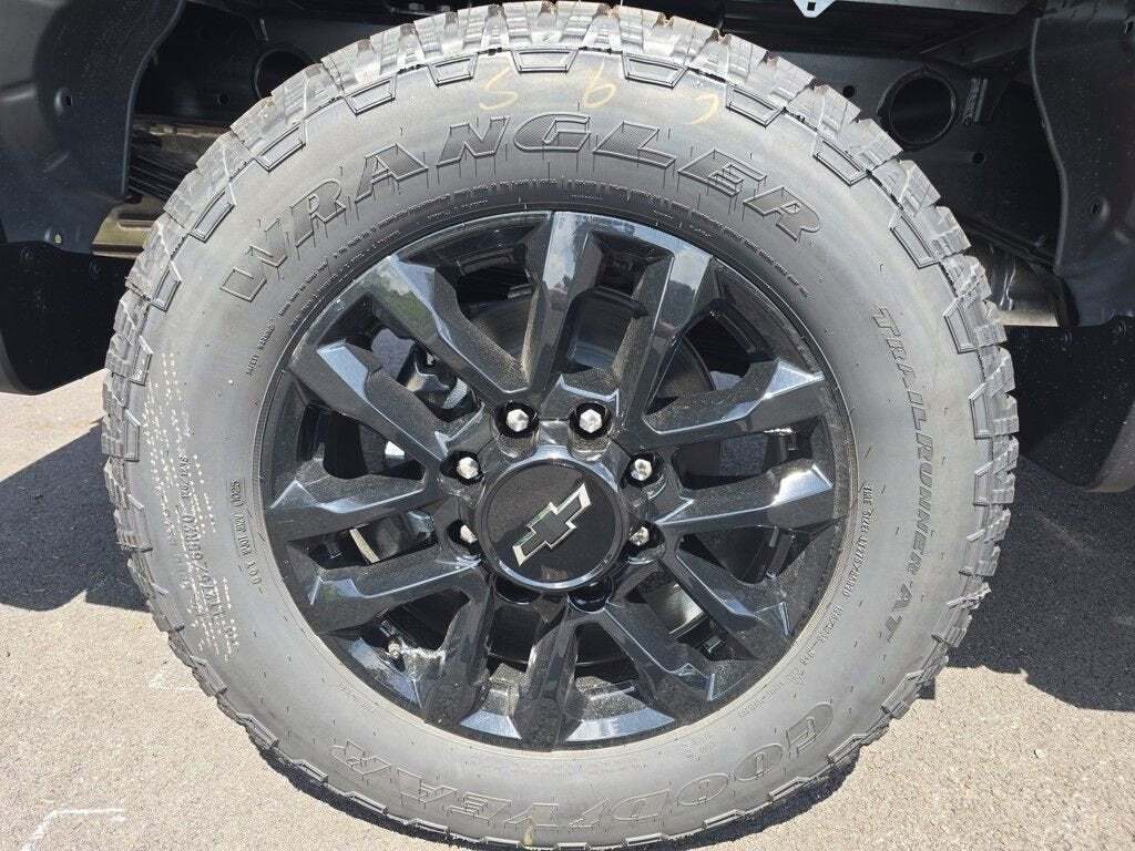 2025 Chevrolet Silverado 2500HD Custom