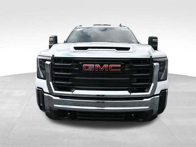2025 GMC Sierra 2500HD Pro