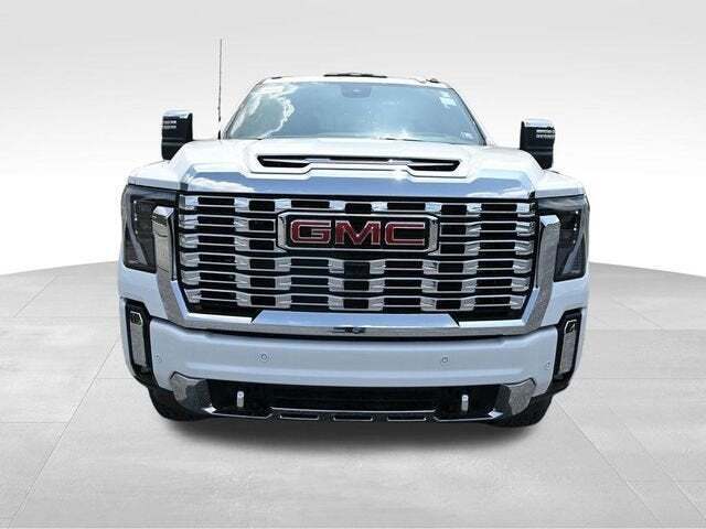 2025 GMC Sierra 2500HD Denali