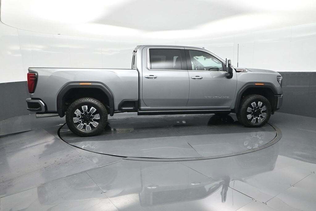 2025 GMC Sierra 2500HD Denali