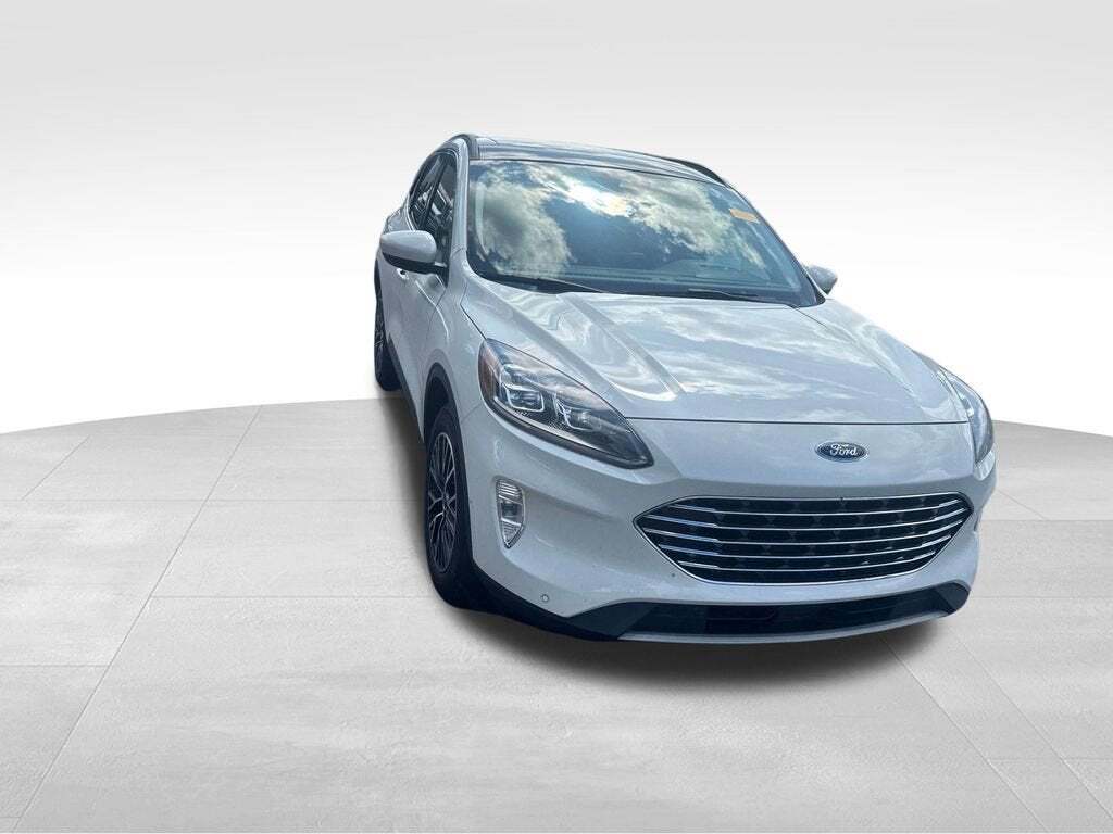 2022 Ford Escape Titanium