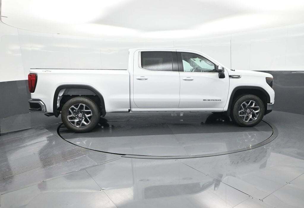 2025 GMC Sierra 1500 SLE
