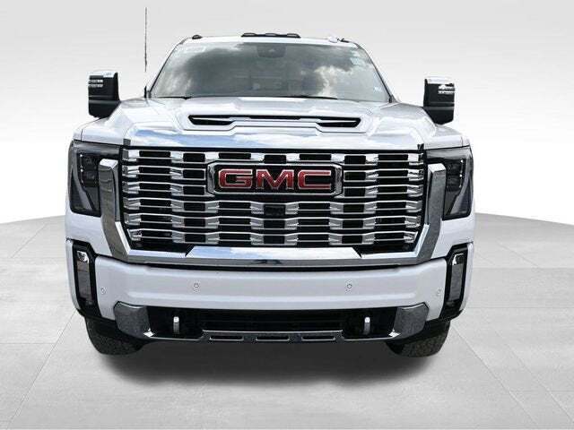 2025 GMC Sierra 2500HD Denali
