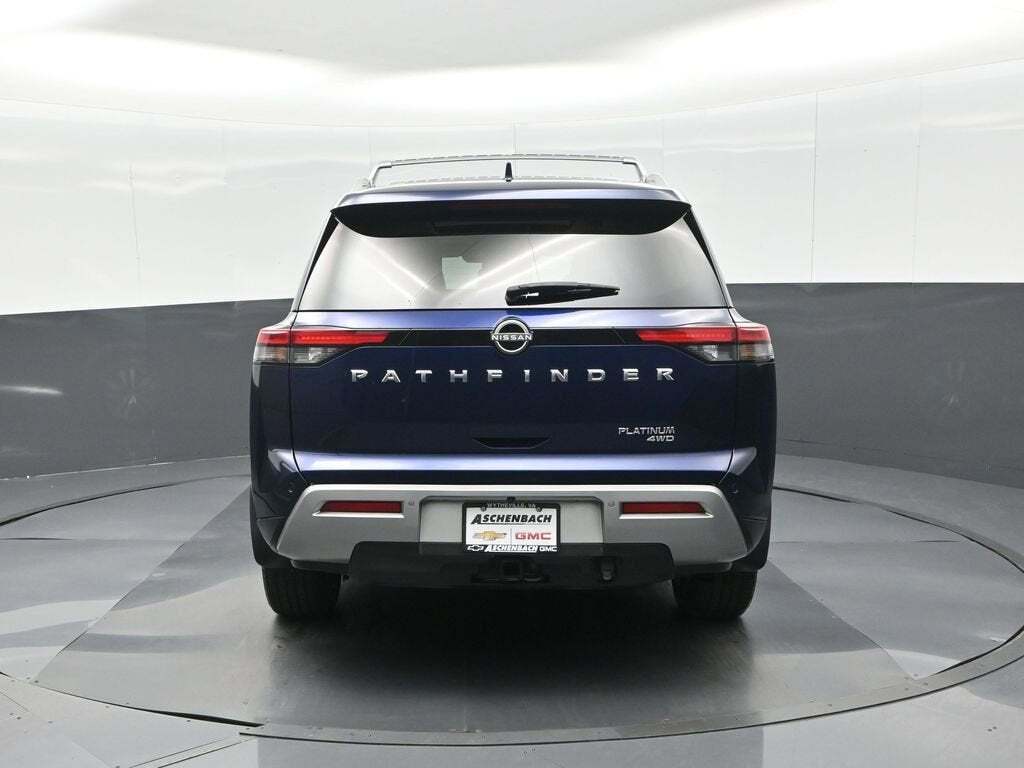 2022 Nissan Pathfinder Platinum