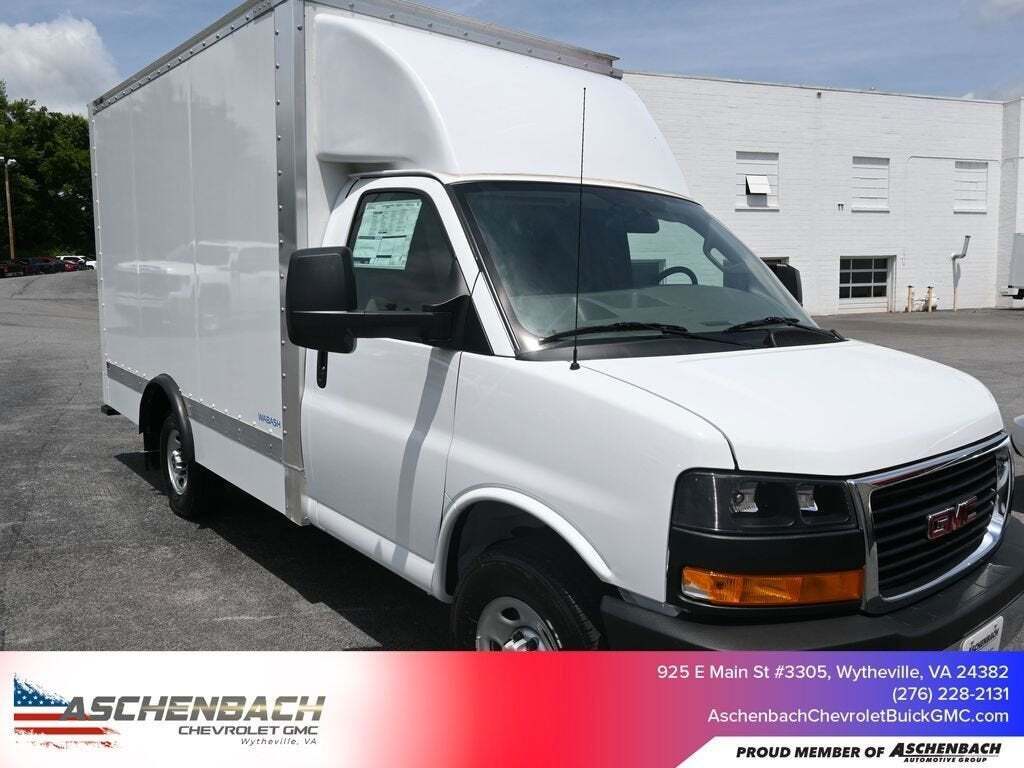 2023 GMC Savana 3500
