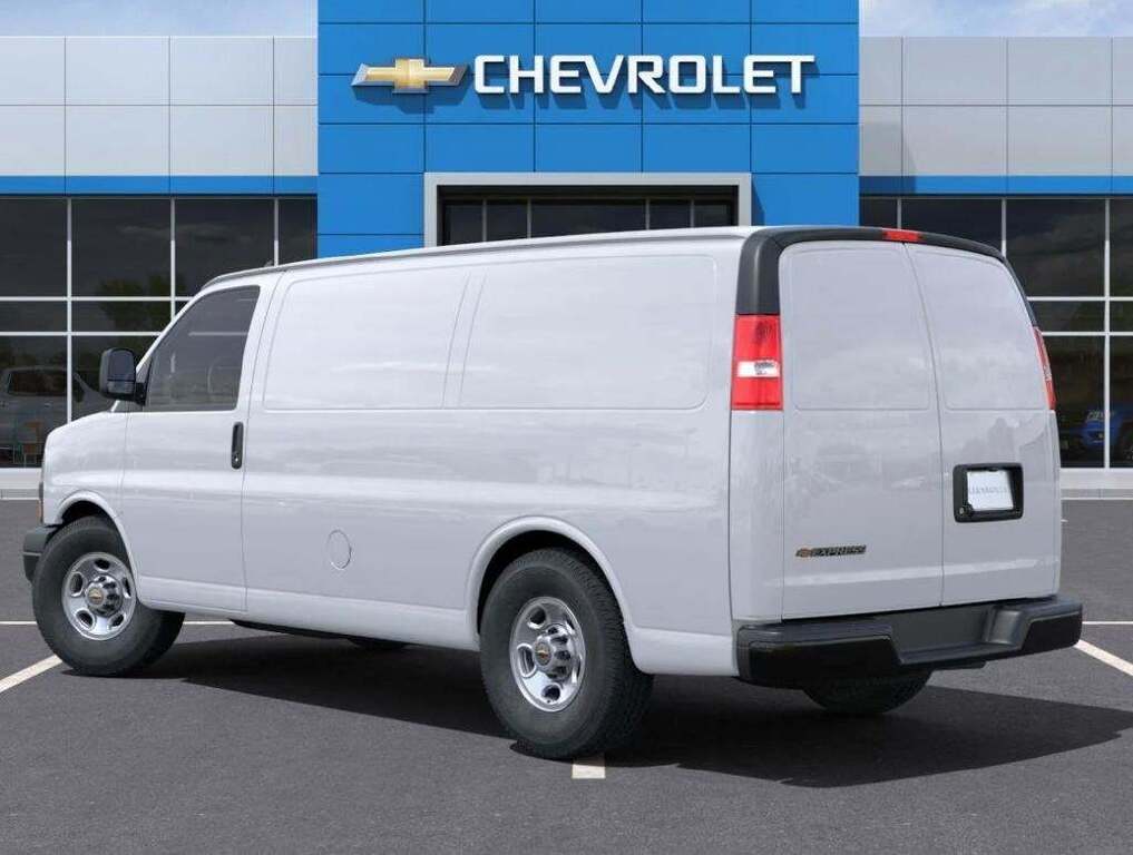 2024 Chevrolet Express 2500