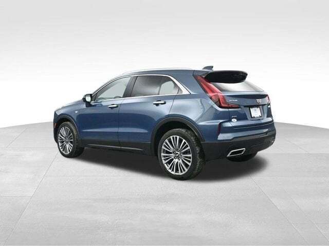 2025 Cadillac XT4 Premium Luxury