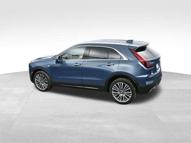 2025 Cadillac XT4 Premium Luxury