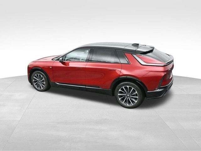 2025 Cadillac LYRIQ Sport 1
