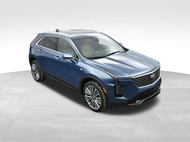 2025 Cadillac XT4 Premium Luxury