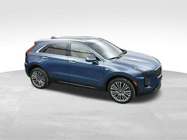 2025 Cadillac XT4 Premium Luxury