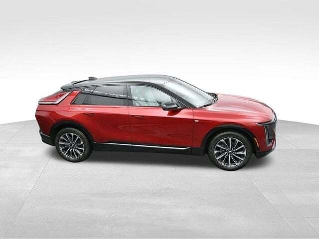 2025 Cadillac LYRIQ Sport 1