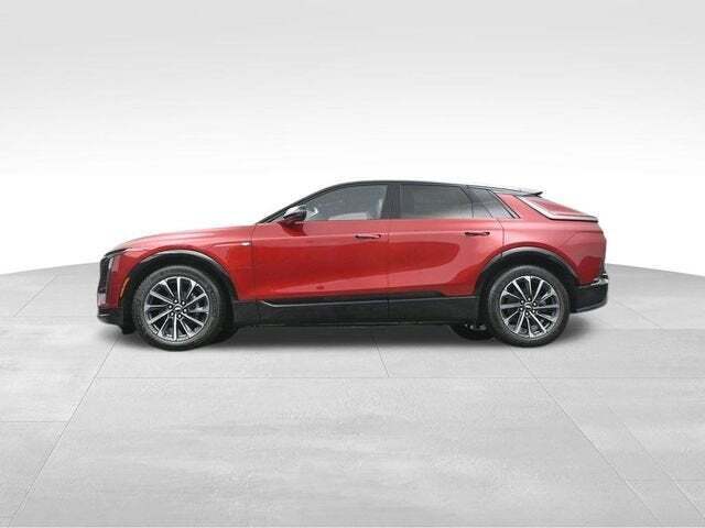 2025 Cadillac LYRIQ Sport 1