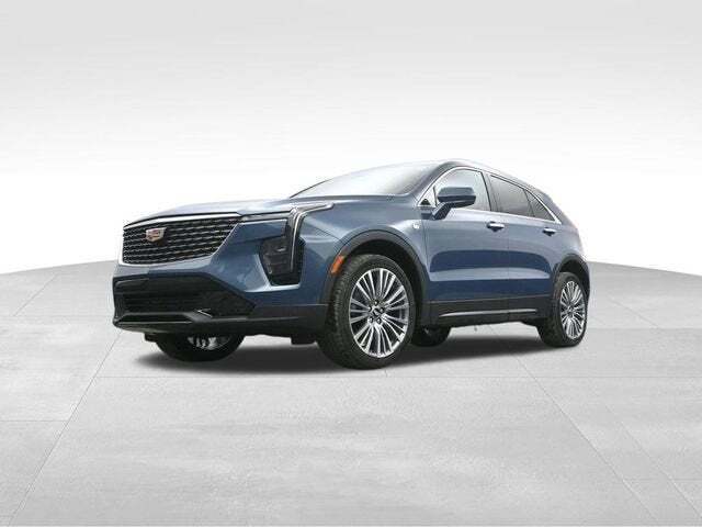2025 Cadillac XT4 Premium Luxury