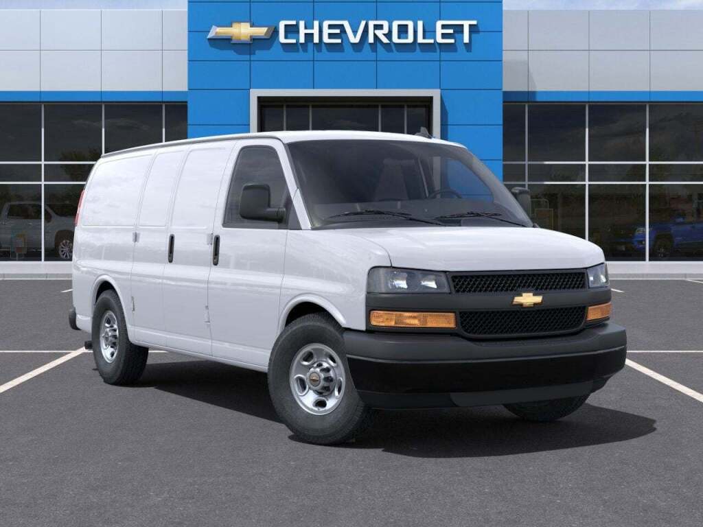 2024 Chevrolet Express 2500