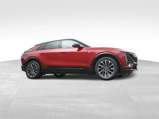 2025 Cadillac LYRIQ Sport 1