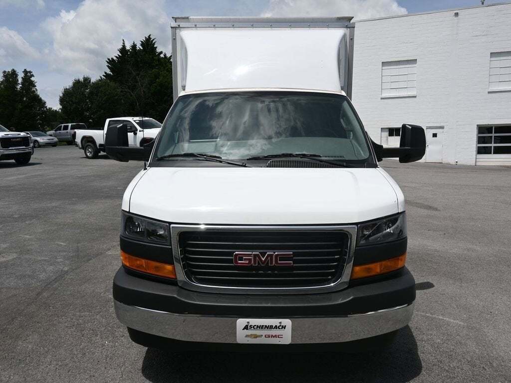 2023 GMC Savana 3500