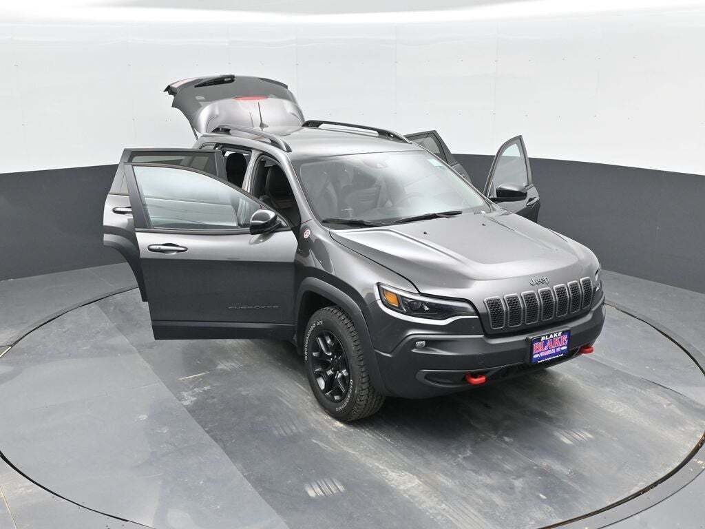 2022 Jeep Cherokee Trailhawk