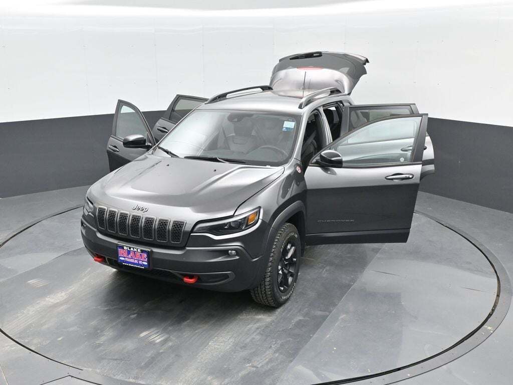 2022 Jeep Cherokee Trailhawk