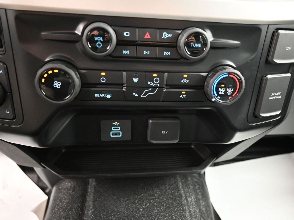 2025 Ford F-250 XLT
