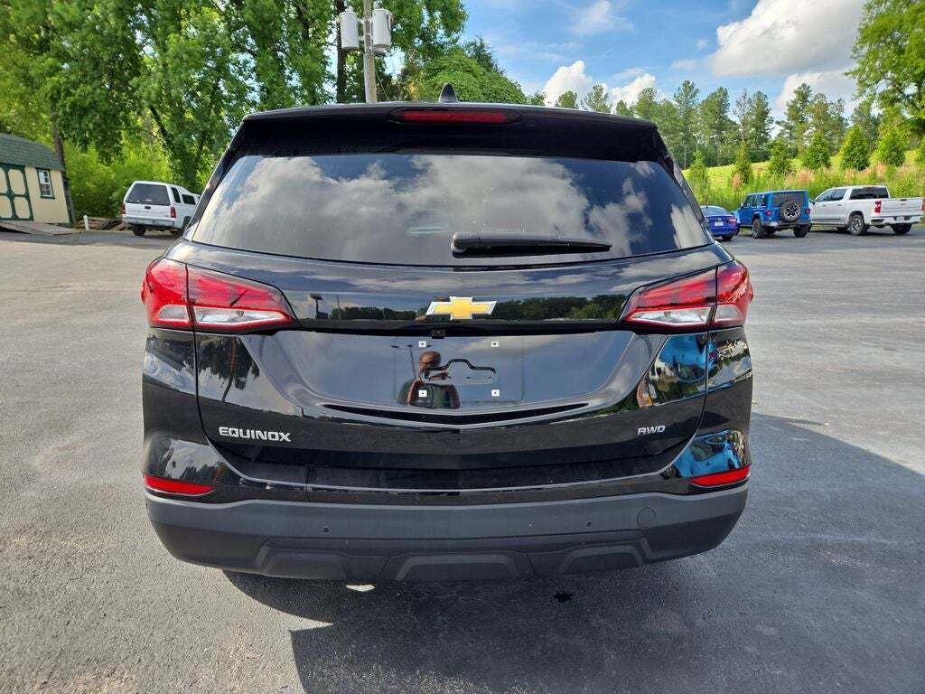 2023 Chevrolet Equinox LS