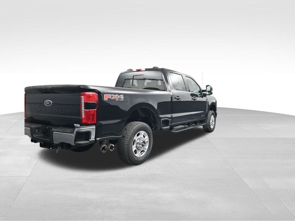 2025 Ford F-250 XLT