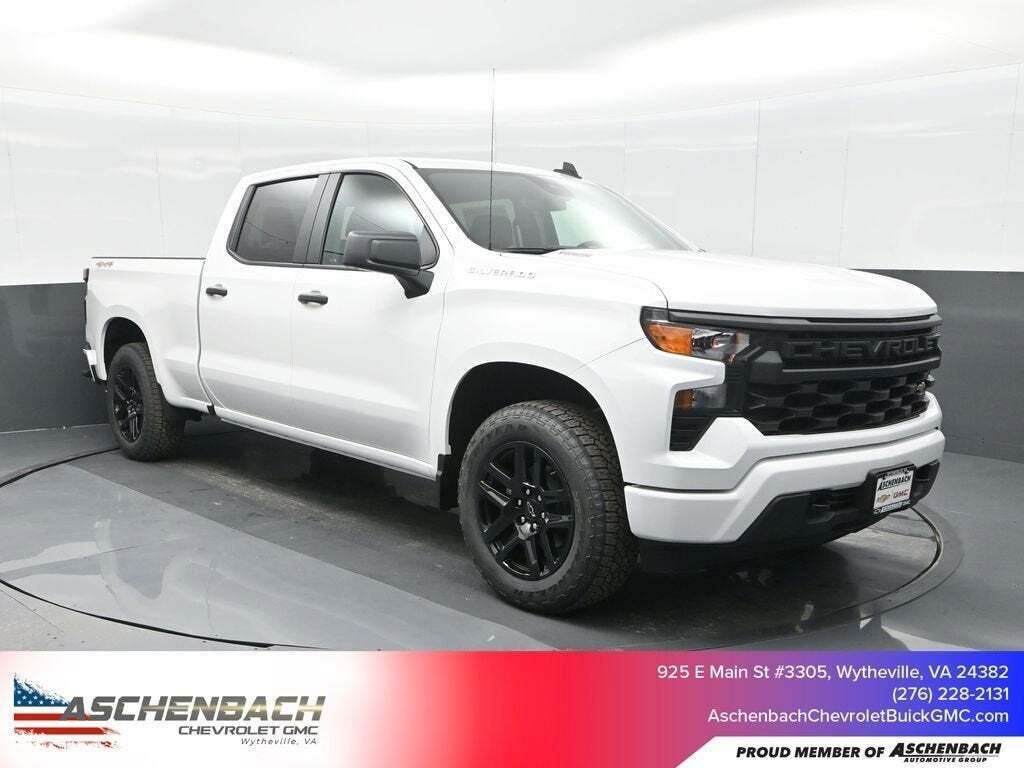2025 Chevrolet Silverado 1500 Custom