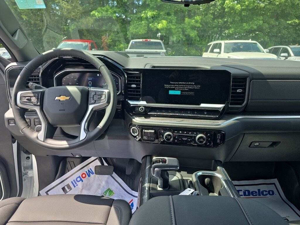 2025 Chevrolet Silverado 1500 LTZ
