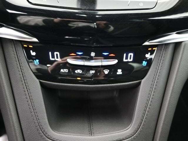 2025 Cadillac XT6 Sport