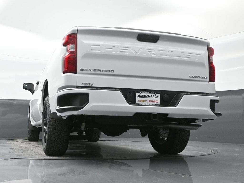 2025 Chevrolet Silverado 1500 Custom