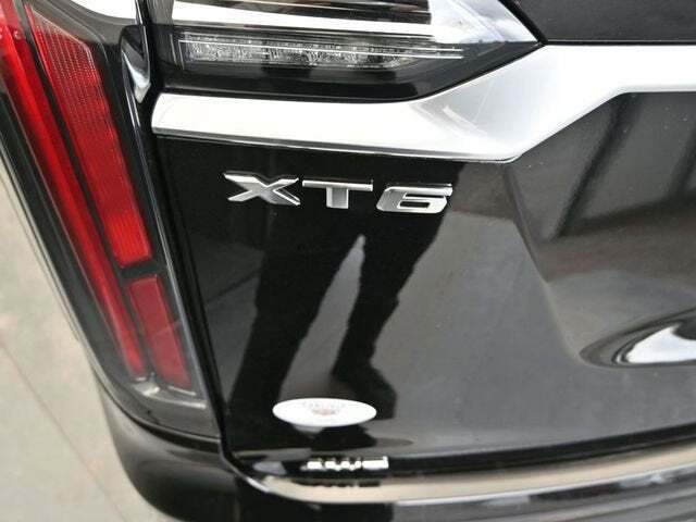 2025 Cadillac XT6 Sport