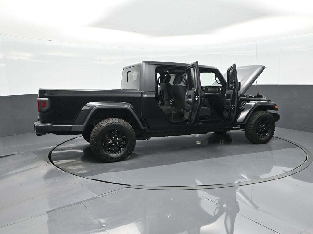 2021 Jeep Gladiator Sport