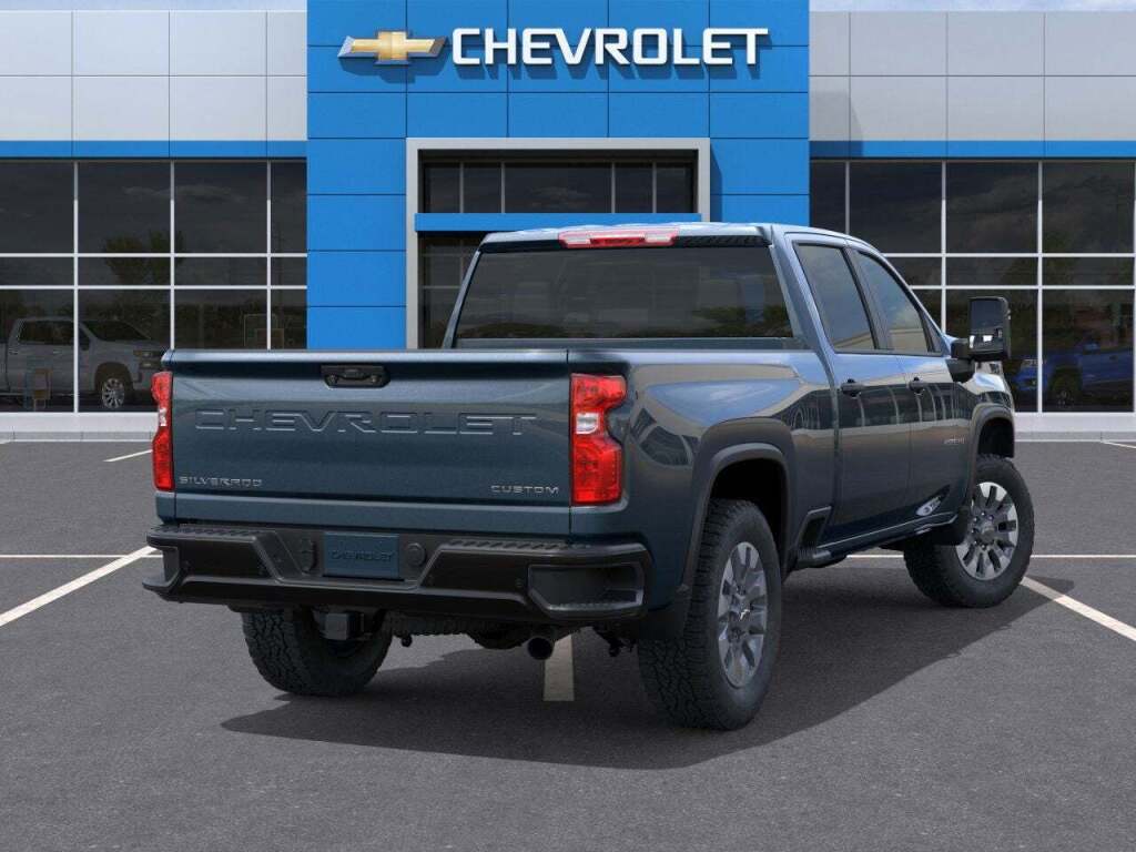 2025 Chevrolet Silverado 2500HD Custom