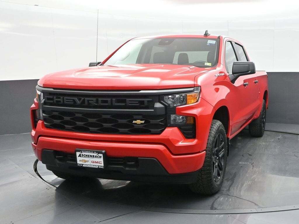 2025 Chevrolet Silverado 1500 Custom
