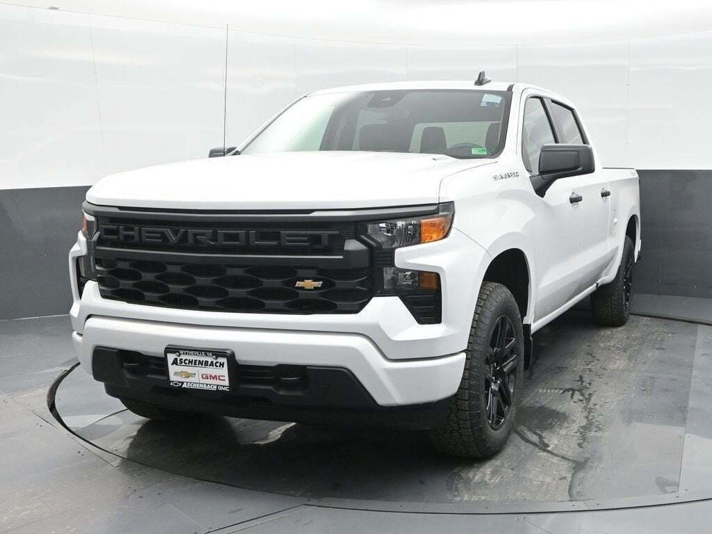2025 Chevrolet Silverado 1500 Custom