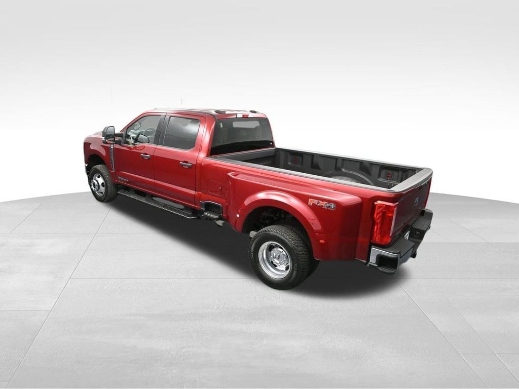 2025 Ford F-350 Super Duty XLT