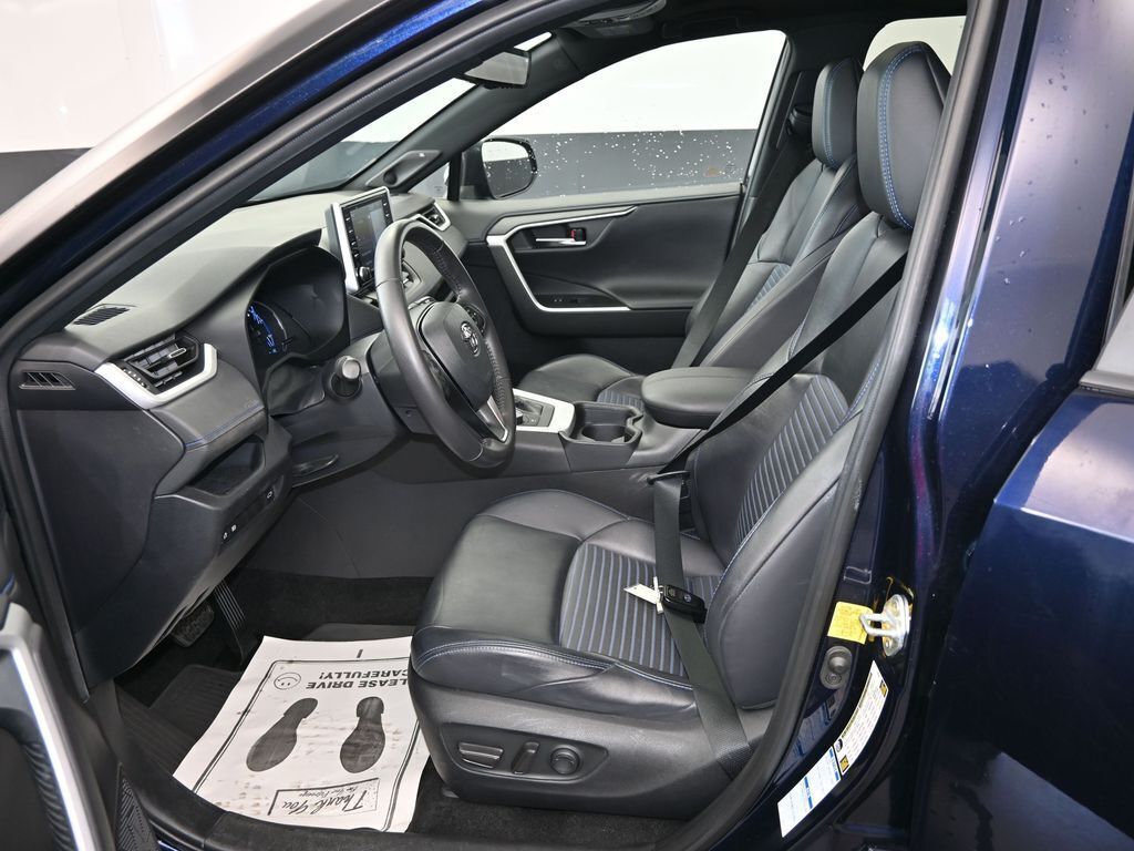 2020 Toyota RAV4 Hybrid XSE