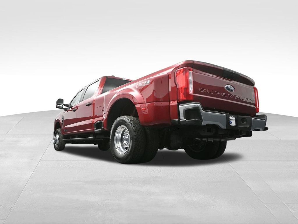 2025 Ford F-350 Super Duty XLT