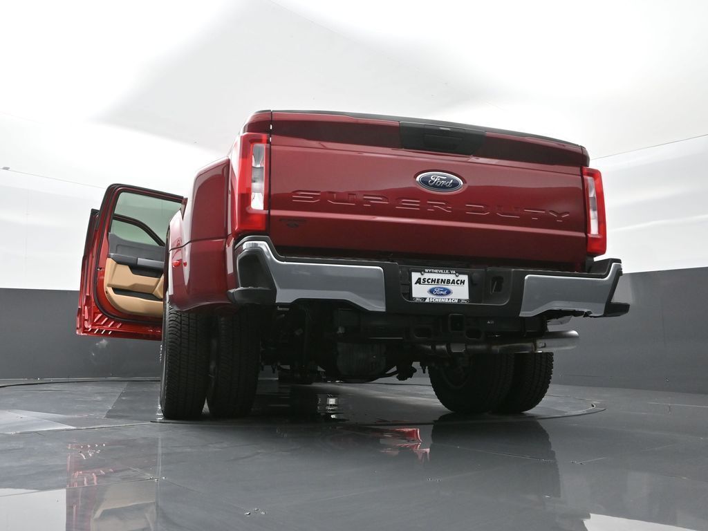 2025 Ford F-350 Super Duty XLT