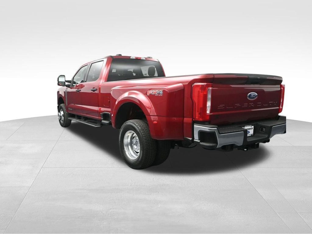 2025 Ford F-350 Super Duty XLT
