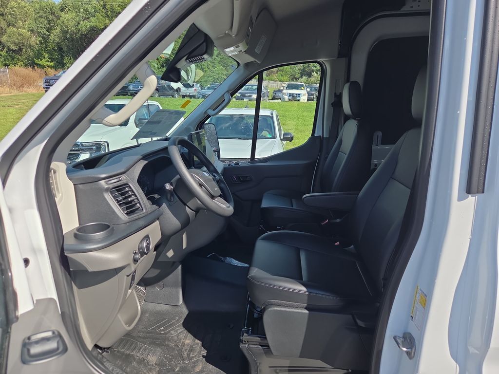 2025 Ford Transit-250 Cargo Van 