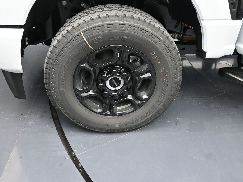 2026 Ford Super Duty F-350 SRW XL