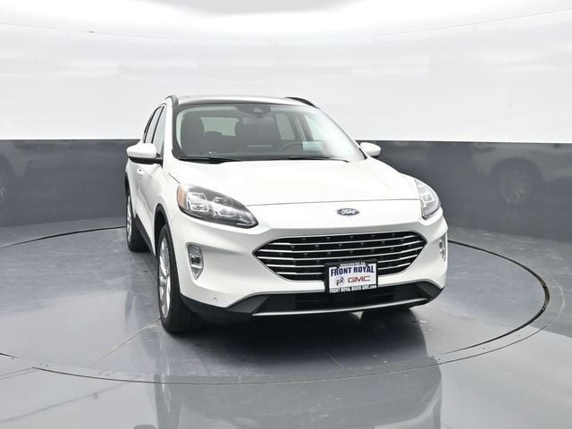 2022 Ford Escape Titanium