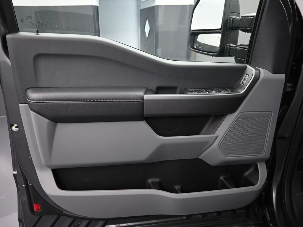2026 Ford F-250 Super Duty XLT