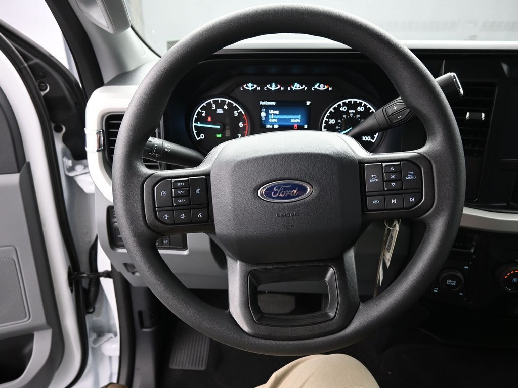 2026 Ford Super Duty F-350 SRW XL