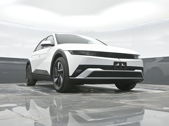 2025 Hyundai IONIQ 5 SE Standard Range