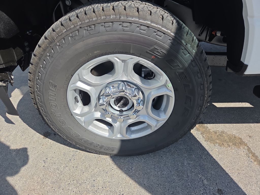 2026 Ford F-350 Super Duty XLT