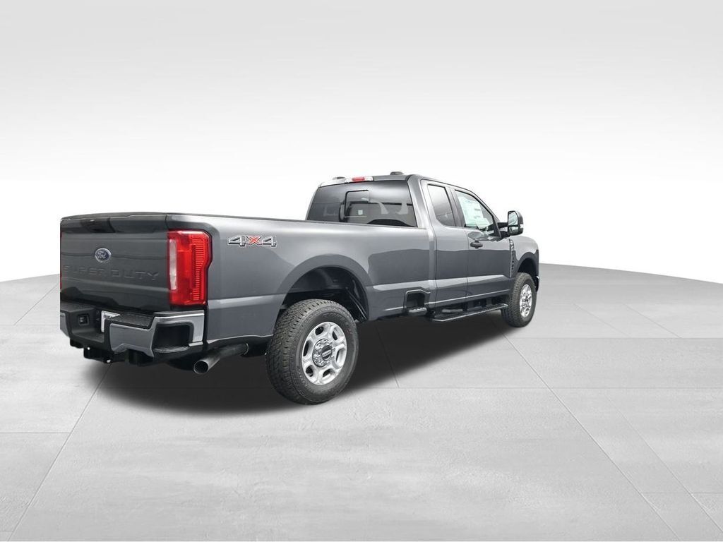 2026 Ford F-250 Super Duty XLT