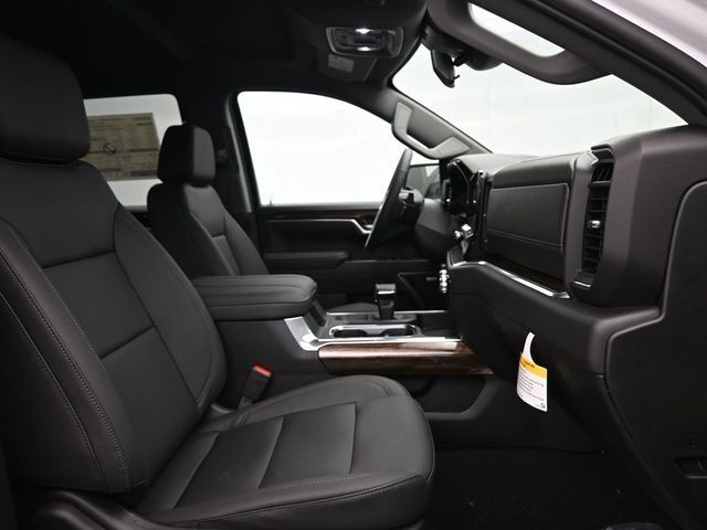 2025 GMC Sierra 1500 4WD Crew Cab Short Box Elevation with 3SB