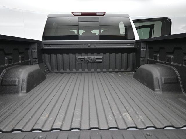 2025 GMC Sierra 1500 4WD Crew Cab Short Box SLT